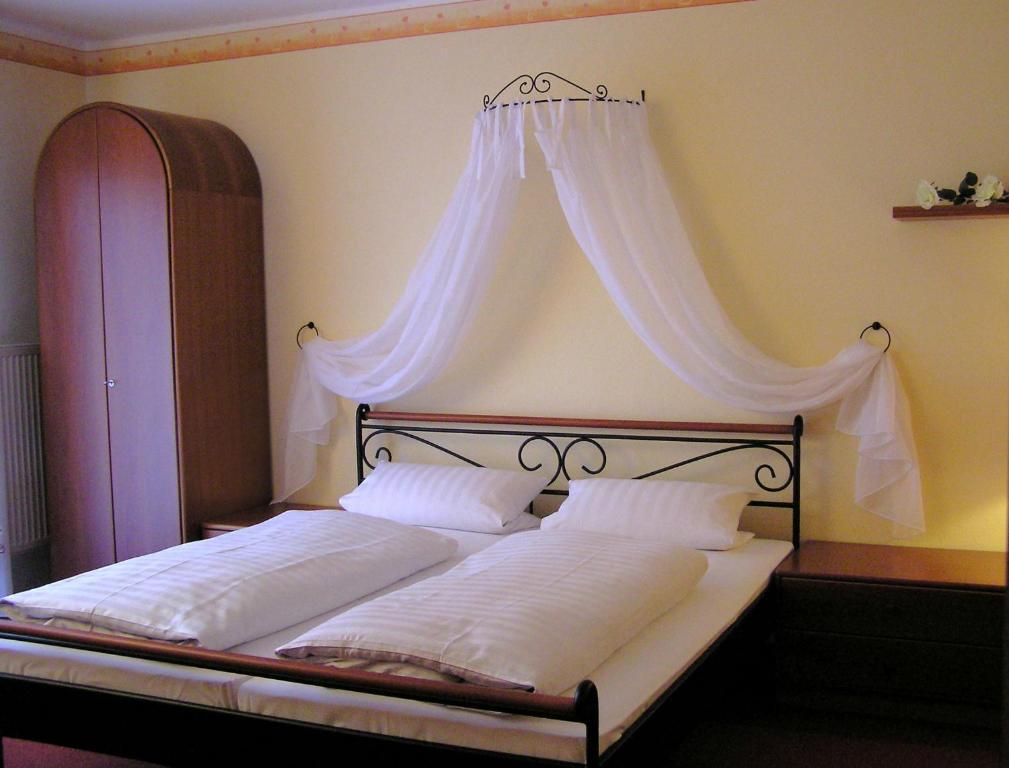 Hotel Pfaffenhof Lich Rom bilde